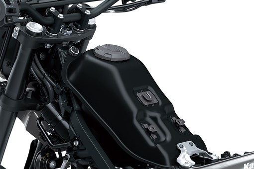 KLX 230 SM - Image 13