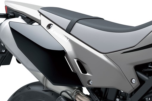 KLX 230 SM - Image 16